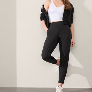Athleta Brooklyn Jogger Size 6 Black